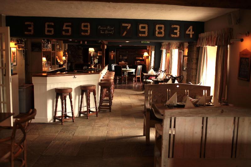 فندق Black Horse Inn