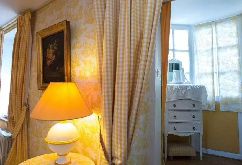 Отель Château De La Rue