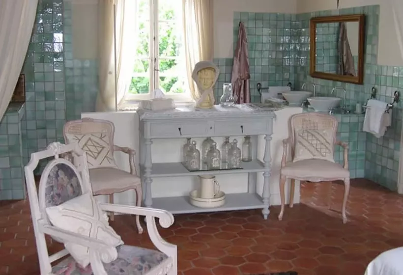 Отель Château De La Rue