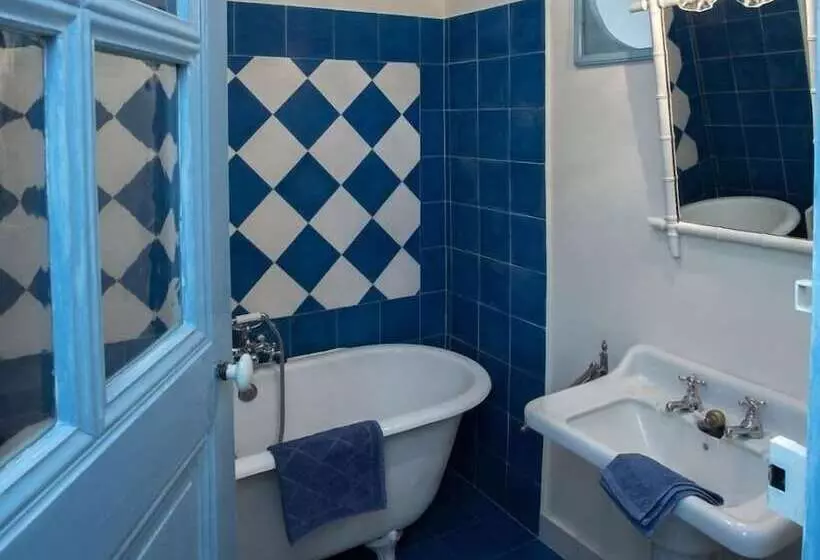 Отель Château De La Rue