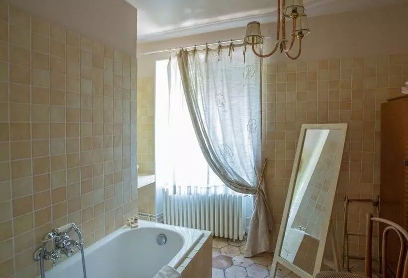 Отель Château De La Rue