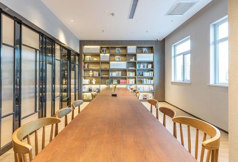 Hotel Hanting Tianjin Yibindao Metro Station