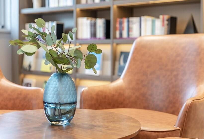 Hotel Hanting Tianjin Yibindao Metro Station