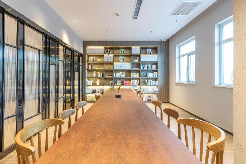 Hotel Hanting Tianjin Yibindao Metro Station