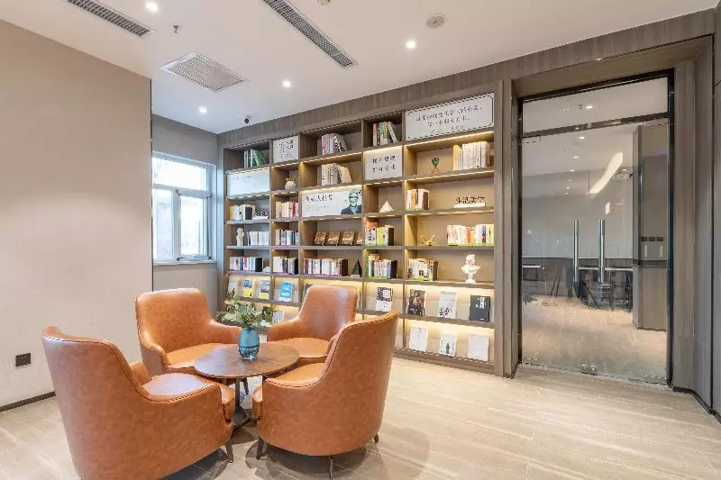 Отель Hanting  Tianjin Yibindao Metro Station