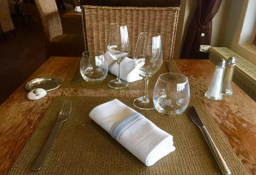 هتل Hôtel Restaurant La Chaloupe