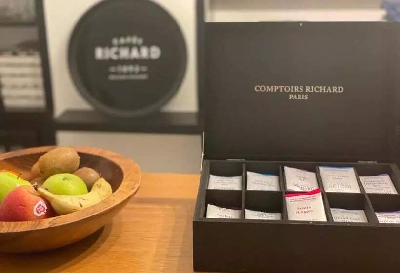 هتل Hôtel De La Côte Fleurie