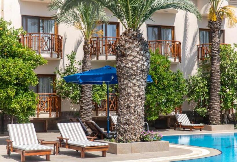 בית מלון כפרי Ipek Garden Palace Residence   Boutique Class