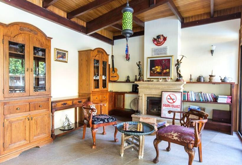 בית מלון כפרי Ipek Garden Palace Residence   Boutique Class