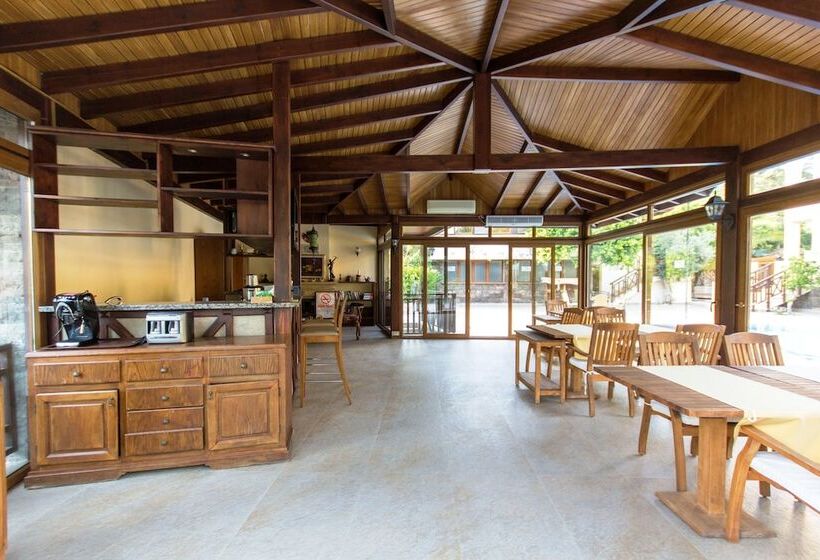 בית מלון כפרי Ipek Garden Palace Residence   Boutique Class