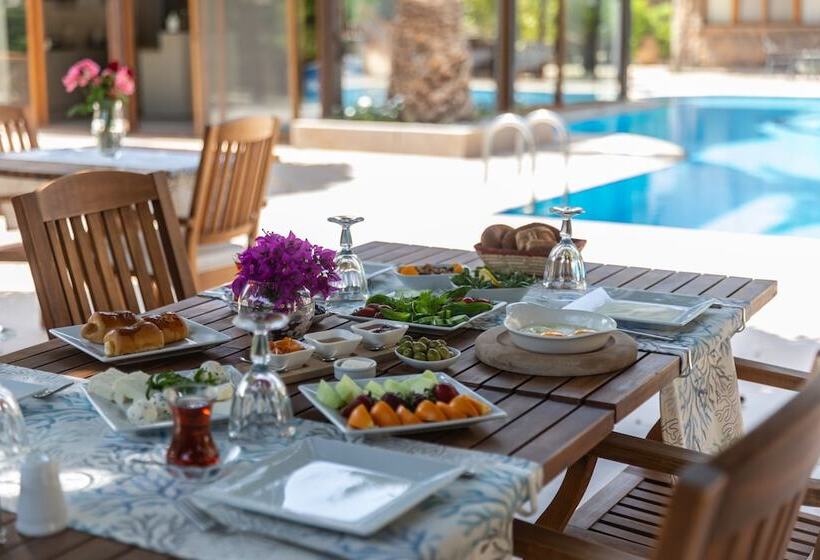 בית מלון כפרי Ipek Garden Palace Residence   Boutique Class