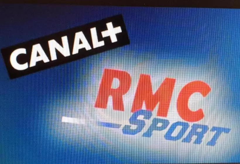 فندق Auberge De Bonpas Logis De France