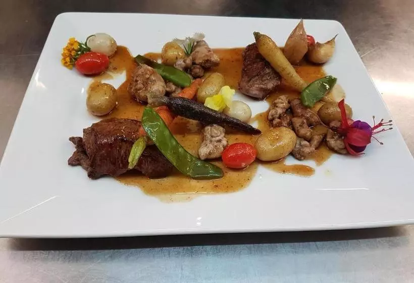 فندق Auberge De Bonpas Logis De France