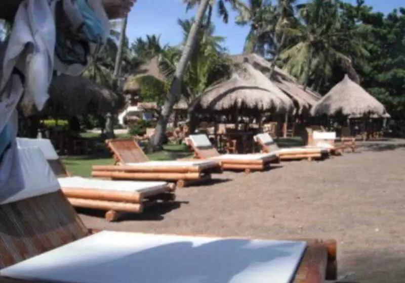 Hotel Pura Vida Beach & Dive Resort