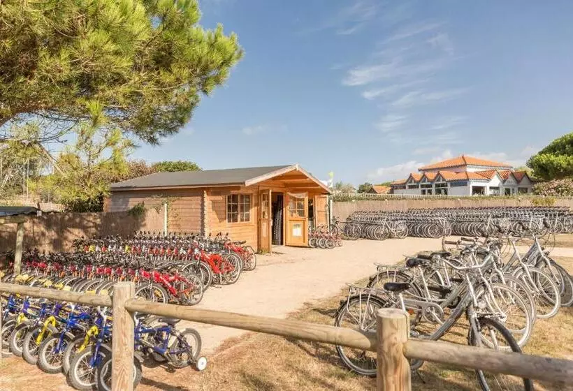 호텔 Résidence Pierre & Vacances Le Domaine De Bourgenay