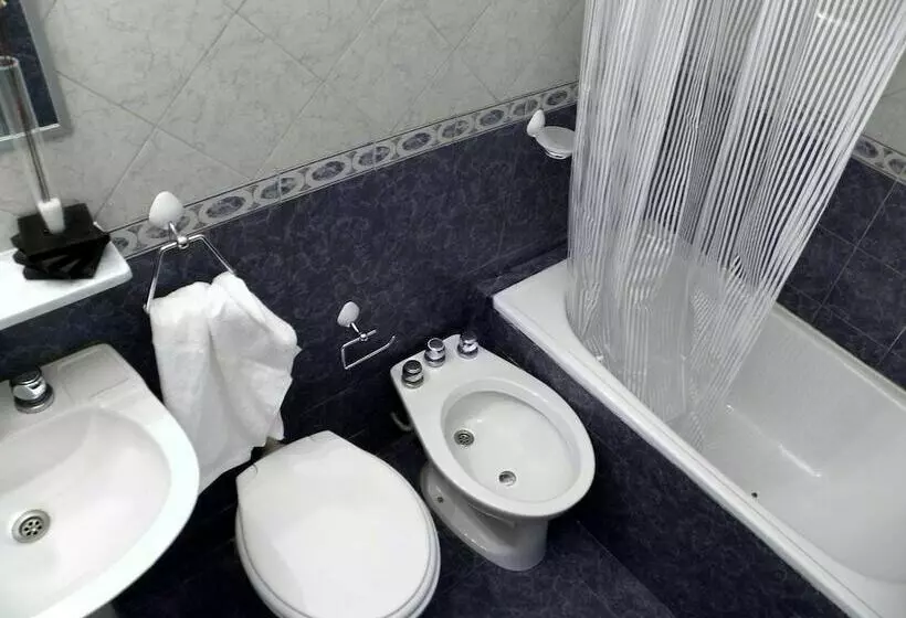 هتل Santiago Building