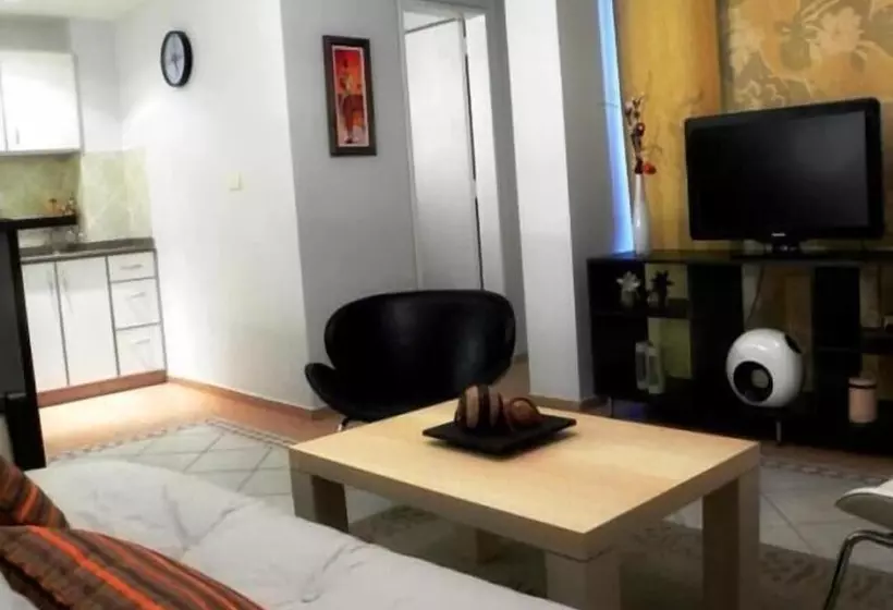 هتل Santiago Building