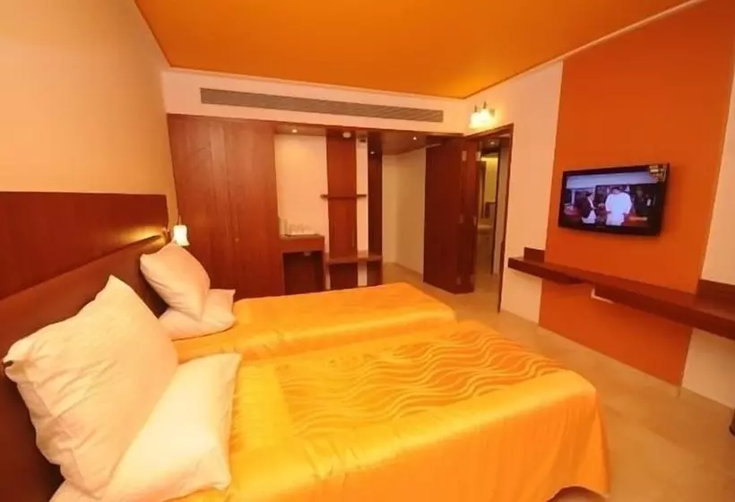 בית מלון כפרי Srinivas Saffron