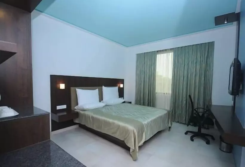 בית מלון כפרי Srinivas Saffron