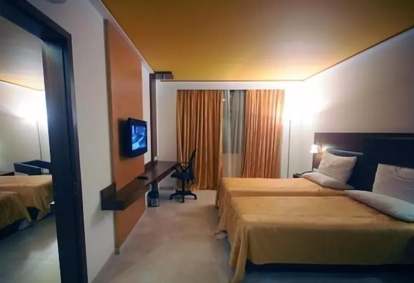 בית מלון כפרי Srinivas Saffron