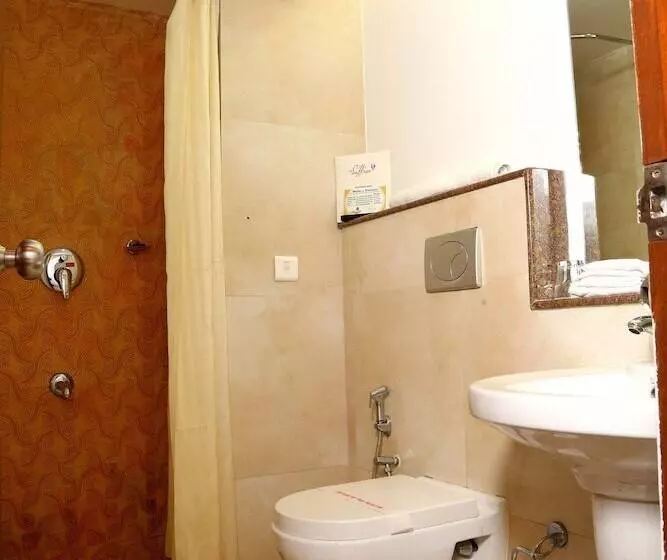 בית מלון כפרי Srinivas Saffron