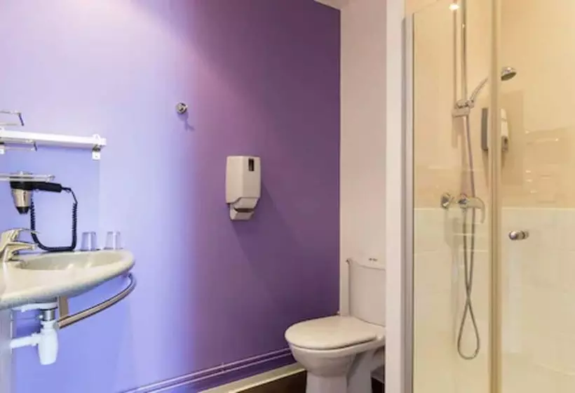 Отель The Originals City, Hôtel Acadine, Le Neubourg