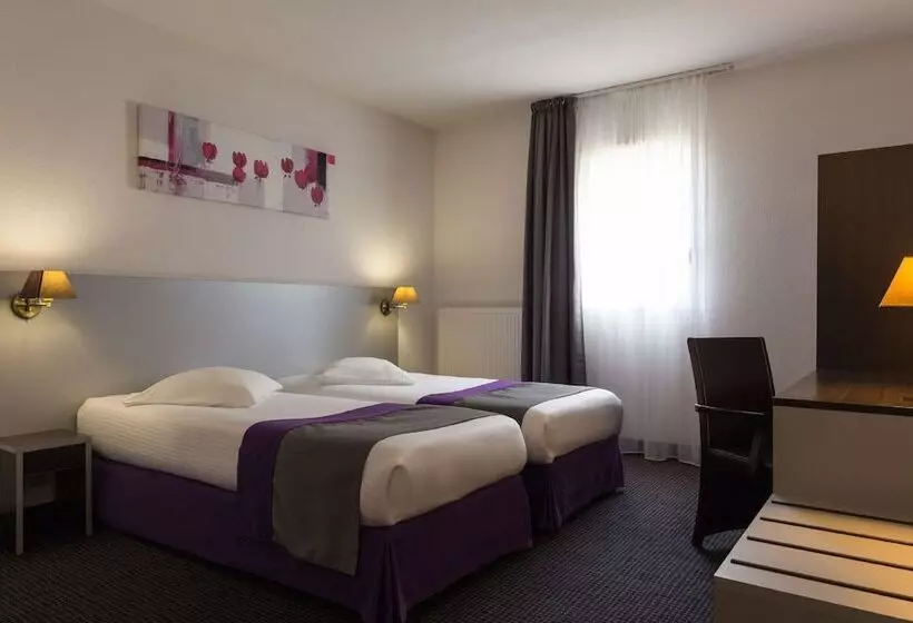 Отель The Originals City, Hôtel Acadine, Le Neubourg