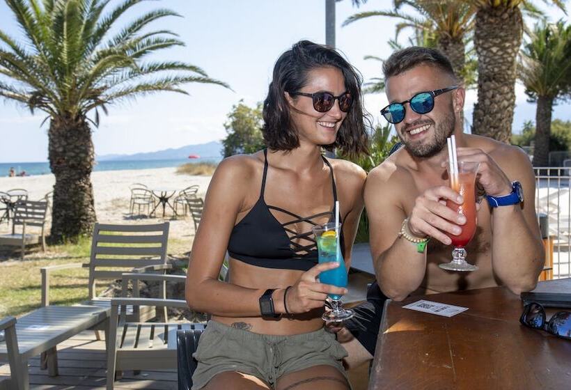 هتل Village De Vacances Marina D Oru