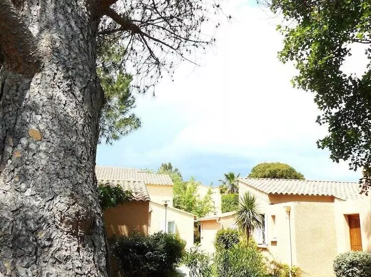 Отель Village De Vacances Marina D Oru