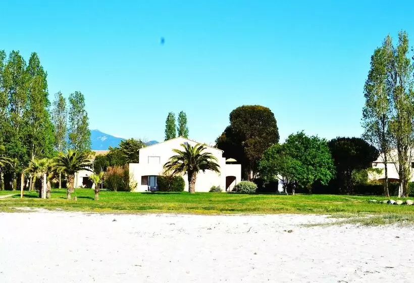 Отель Village De Vacances Marina D Oru