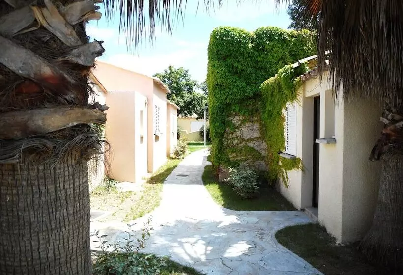 Отель Village De Vacances Marina D Oru