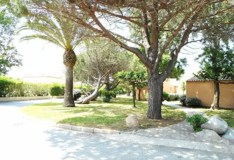 Отель Village De Vacances Marina D Oru