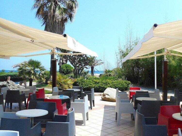 هتل Village De Vacances Marina D Oru