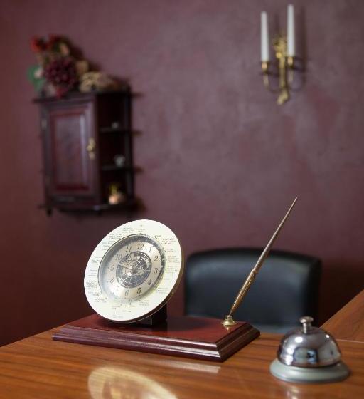 هتل Verslo Klasė Easy To Stay