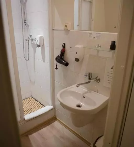 هتل Verslo Klasė Easy To Stay