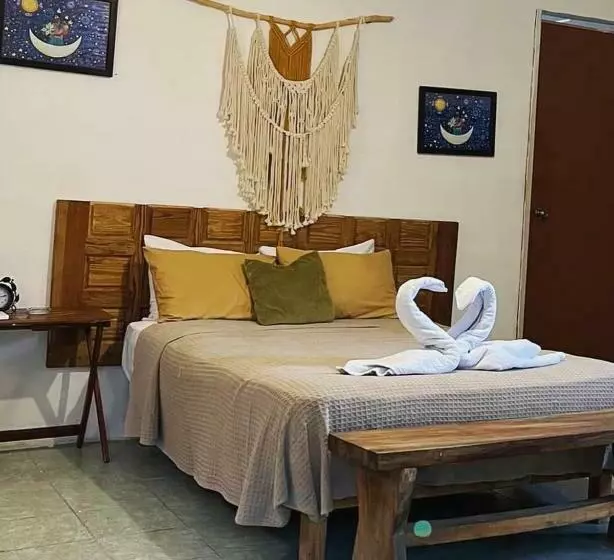 ベッドアンドブレックファースト Habitación Pelícano Casa María Bonita