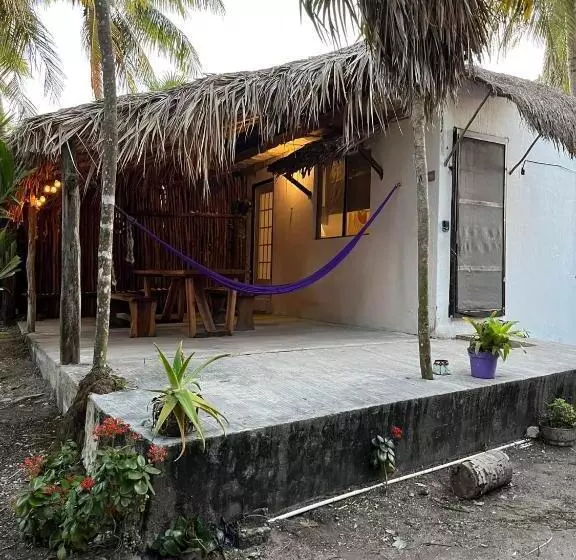 ベッドアンドブレックファースト Habitación Pelícano Casa María Bonita