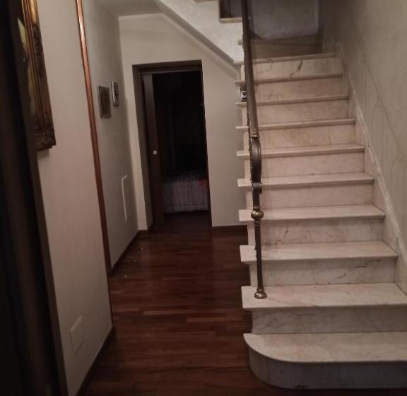 تختخواب و صبحانه Sweet Dream