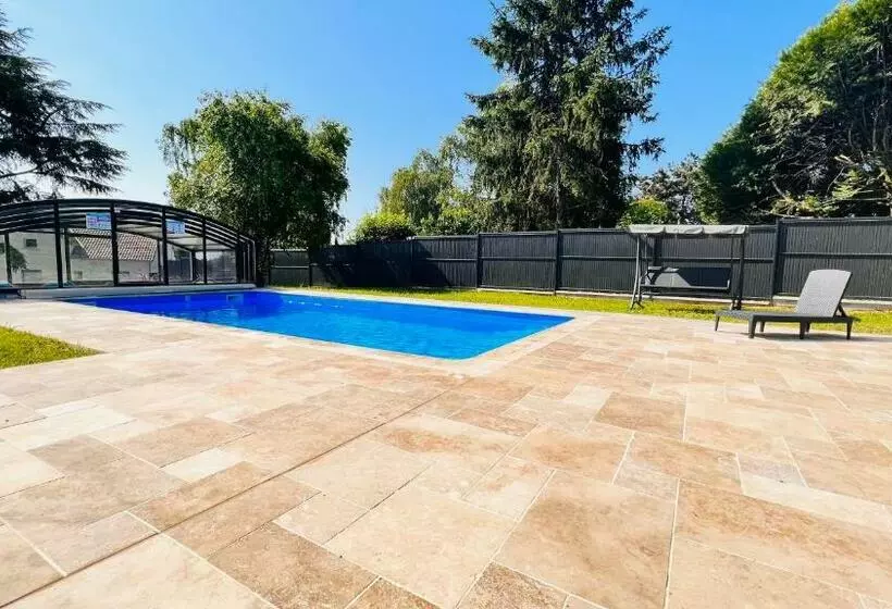 Hotelli Au Petit Vivoin