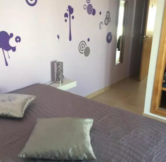 Majatalo Arrifana Guest House