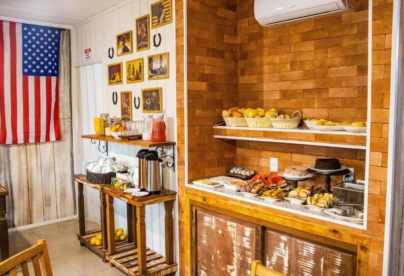 پانسیون Pousada Vila Do Cowboy