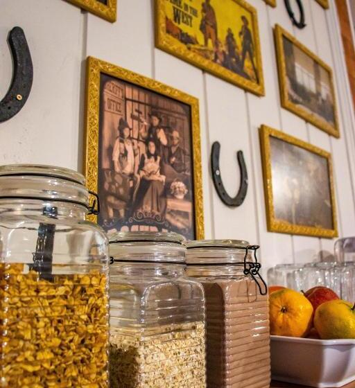 پانسیون Pousada Vila Do Cowboy