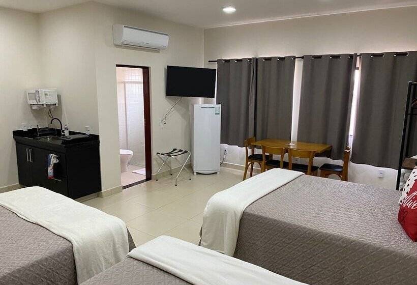 ホテル Amsterdam Suítes