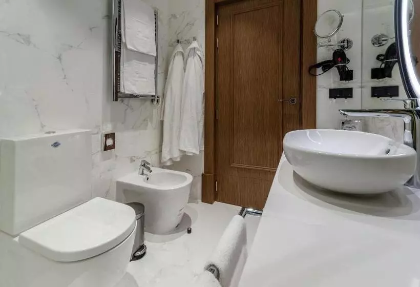 هتل Eurostars Lisboa Baixa