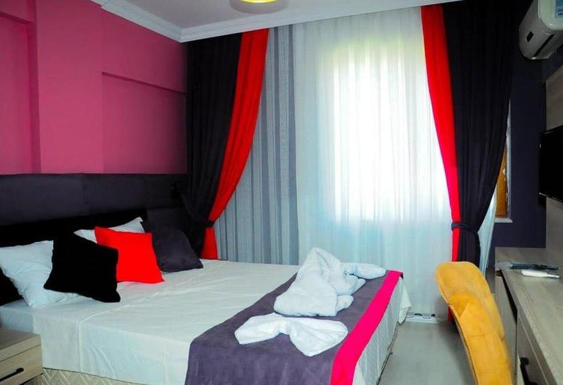 בית מלון כפרי Kemer Port