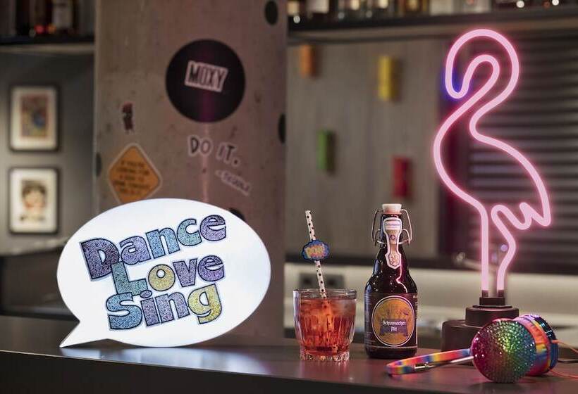 ホテル Moxy Duesseldorf City