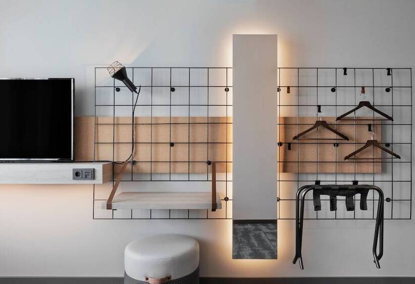 ホテル Moxy Duesseldorf City