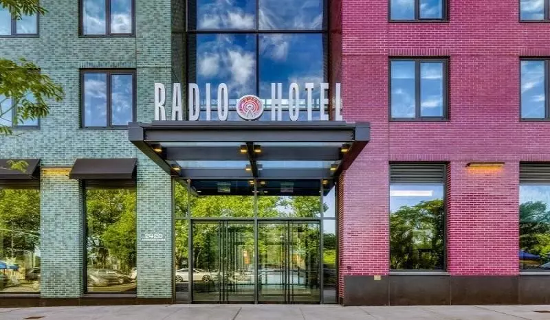 هتل Radio