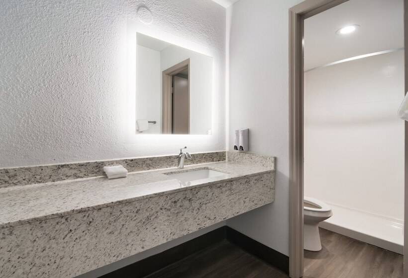 בית מלון כפרי Red Roof Inn Rocky Mount Battleboro