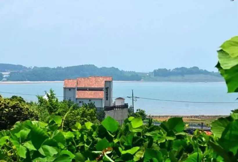 Hotelli Seocheon Redpungchatiang Pension